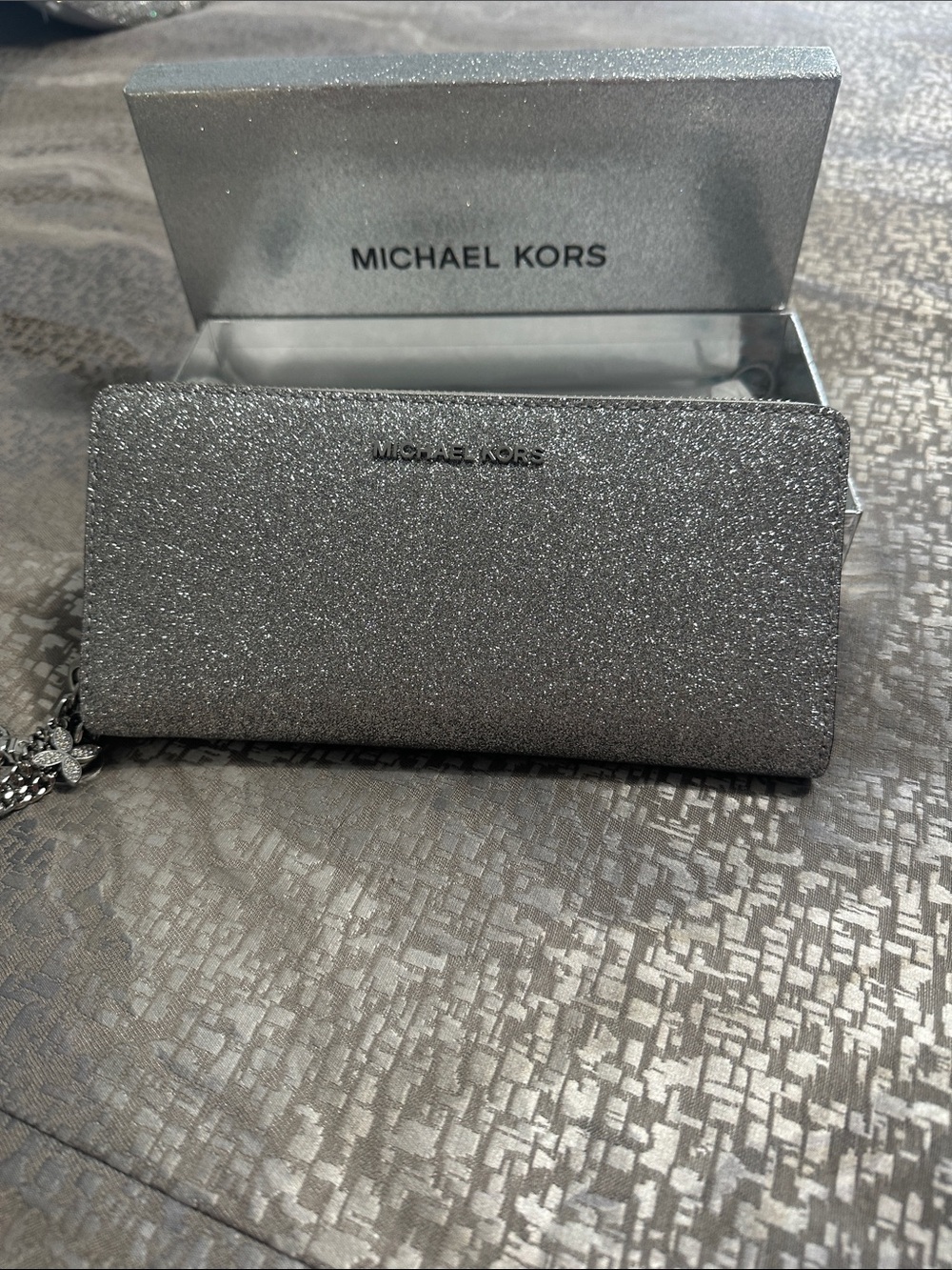 Michael Kors Silver Glitter Wristlet Wallet